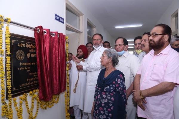 विधायक जलालपुर ने पटेल कालेज के अति -आधुनिक विज्ञान ब्लाक का किया उदघाटन
